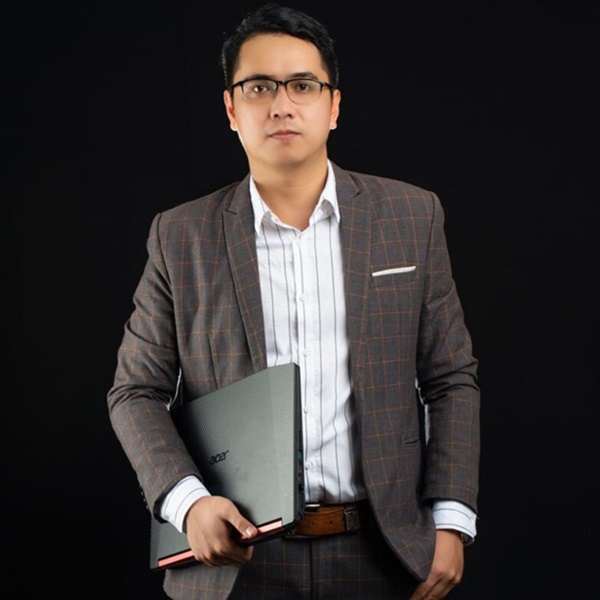 CEO Trọng Tuấn